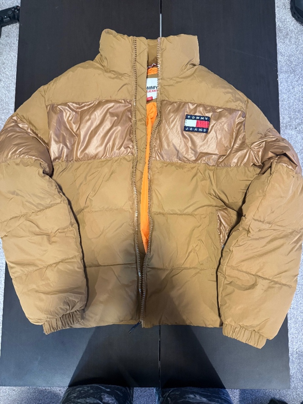 Tommy Hilfiger Men's Tan and Brown Jacket (Small)